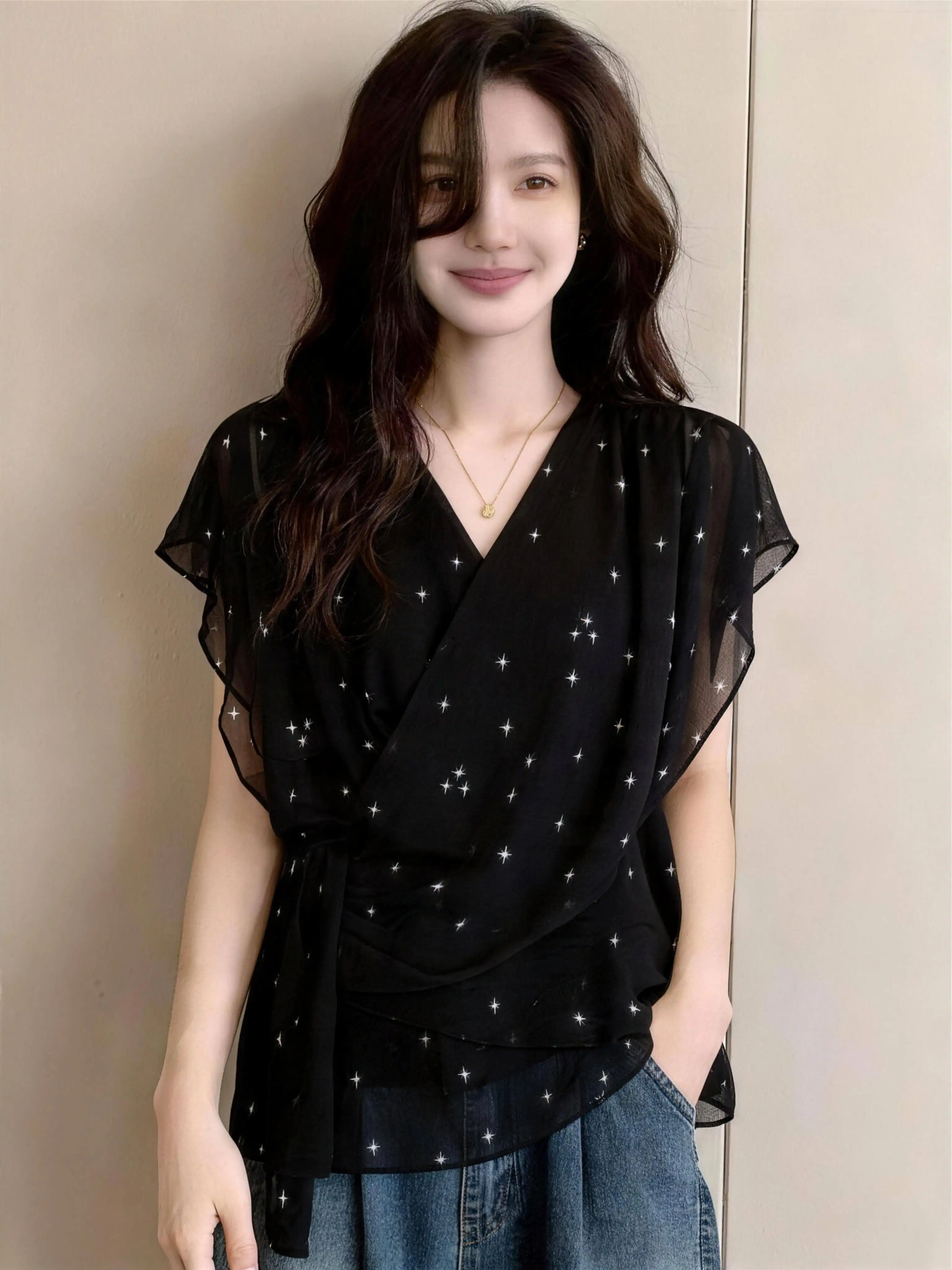 

Black Polka Dot V-Neck Chiffon Top Women's Summer New Style plus Size Belted Waist Fashionable Age-Defying Upper Apparel