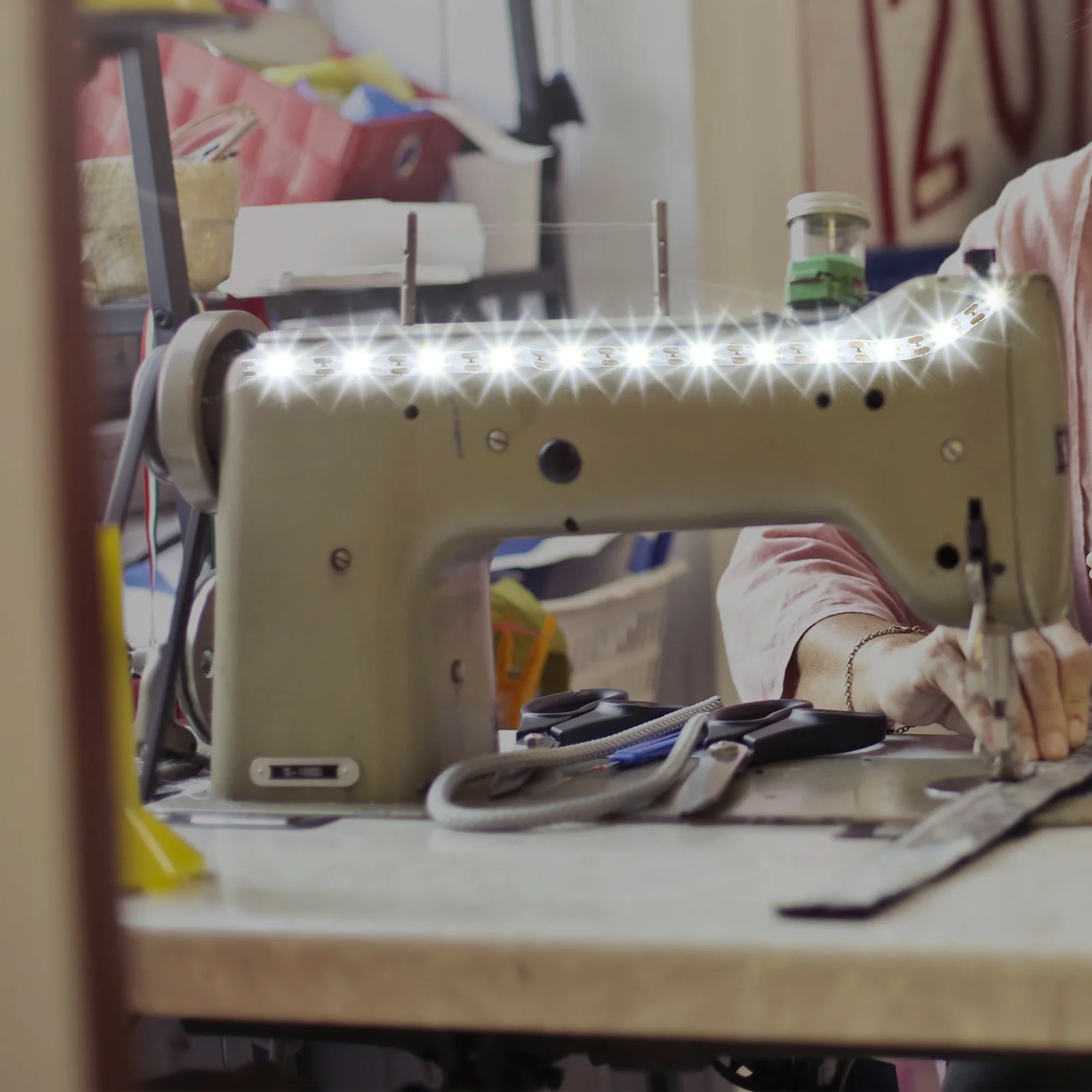 

2Pcs Eco-Friendly LED Strip USB Powered Lighting Tool Sticky Light for Sewing Machine Wardrobe Cupboard Bookcase