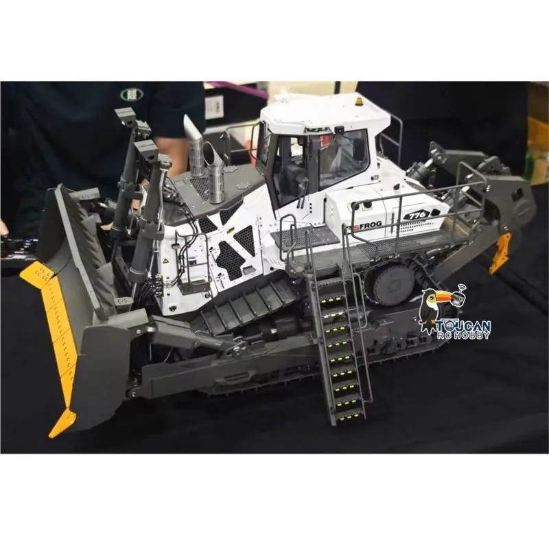 RC Hydraulic Bulldozer 1/14 Metal LR776 SFROG 3way Blade 7CH Valve Automatic Grease System Electric Wiper FrSky X20R Radio Truck