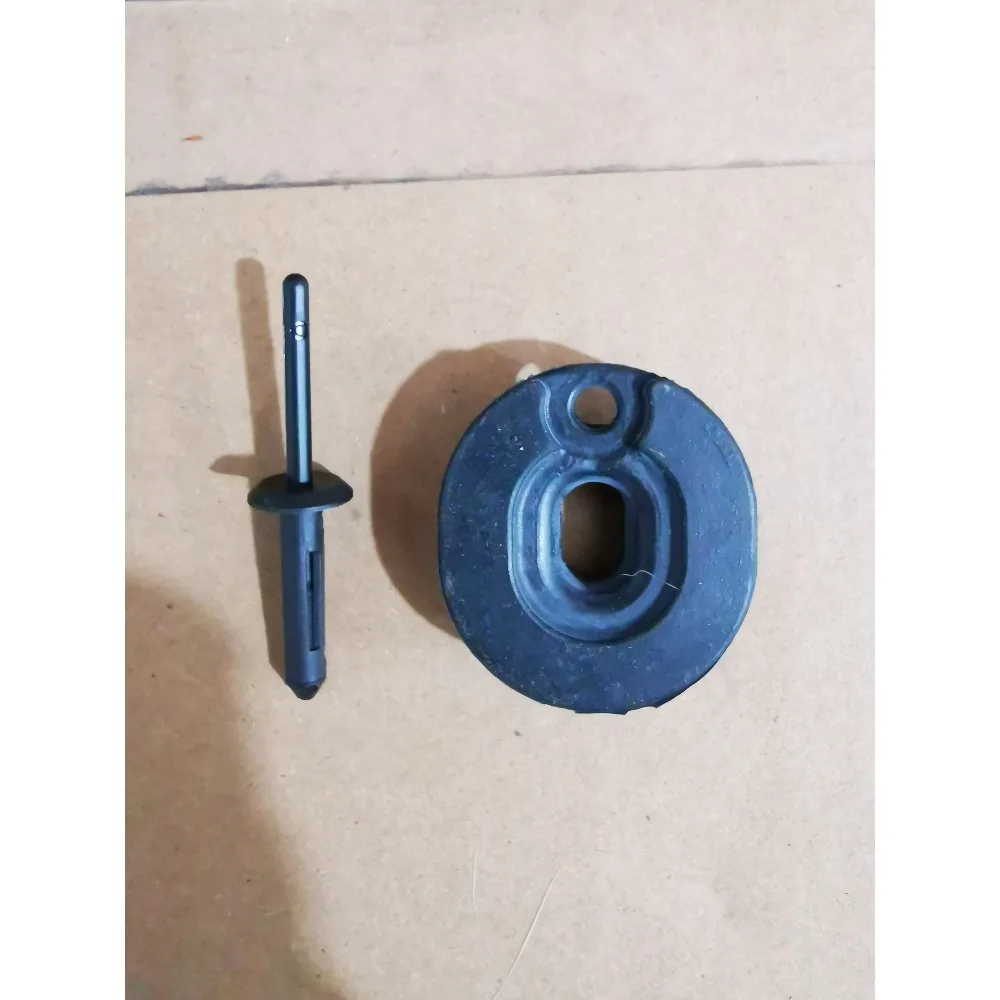 For India Scout Bobber Universal Seat Rubber Buckle Fixing Block Motorcycle Parts Brand New