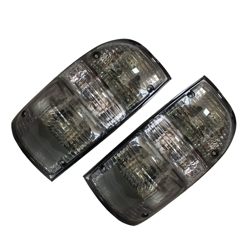 

1 Pair Clear Lens Car Rear Tail Brake Light Lamp Fit for Toyota Tacoma 2001-2004 8156004060 TO2800139 8155004060 TO2801139