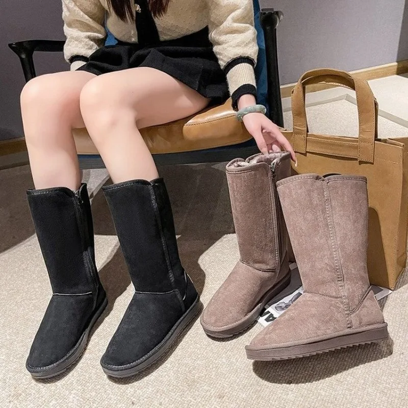 New Winter Flat Snow Boots Women's Round Head Suede Belt Buckle Thick Sole Anti-slip Wear-resistant High Boots