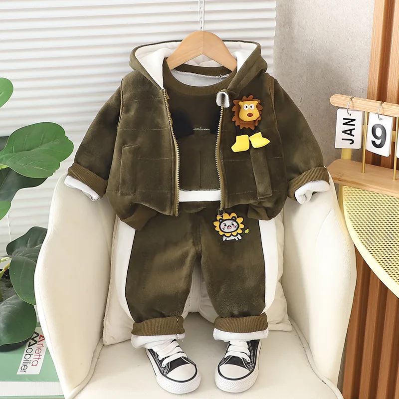 2024 Set autunno inverno per bambini ragazzi e ragazze cartone animato orso peluche cappotto + gilet con cappuccio + pantaloni Set bambino caldo tre