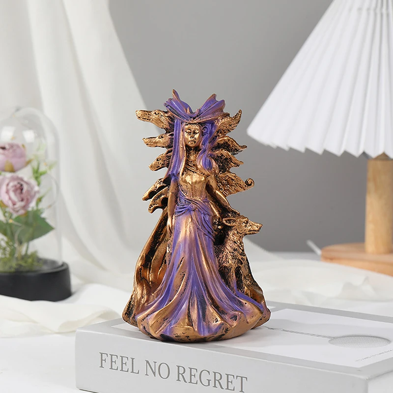 1Pcs Resin Greek Goddess Of Magic Statue Hecate With Dog Resin Artifact Figurine Pendulum Piece Witch Desktop Home Decor