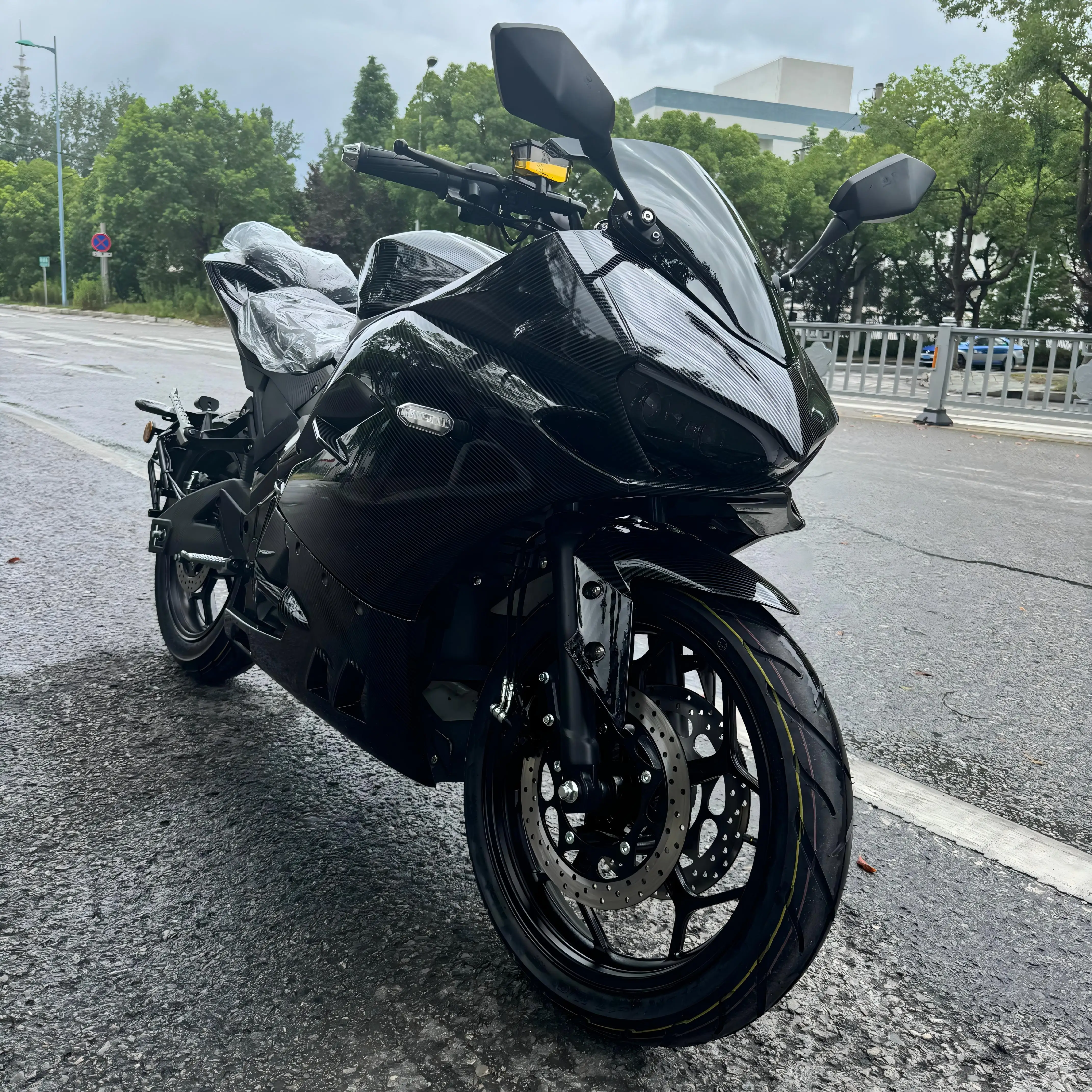 STLF Speed 140km/h 5000W Motor 80A Lithium Battery With Mileage 100-180km Support Customization