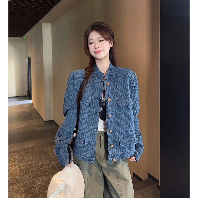 Textured Denim Jackets Women Autumn Streetwear Fashion Stand Collar Pocket Coats Casual High Street Long Sleeve Button Tops New