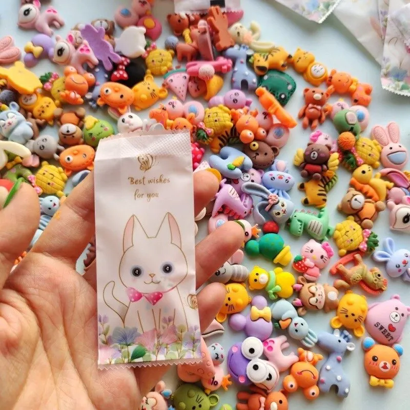 10Pcs Blind Bag Mixed Surprise Cute Simulation Miniature Mini Animal Model Surprise Box Fake Candy Guess Children's Toys