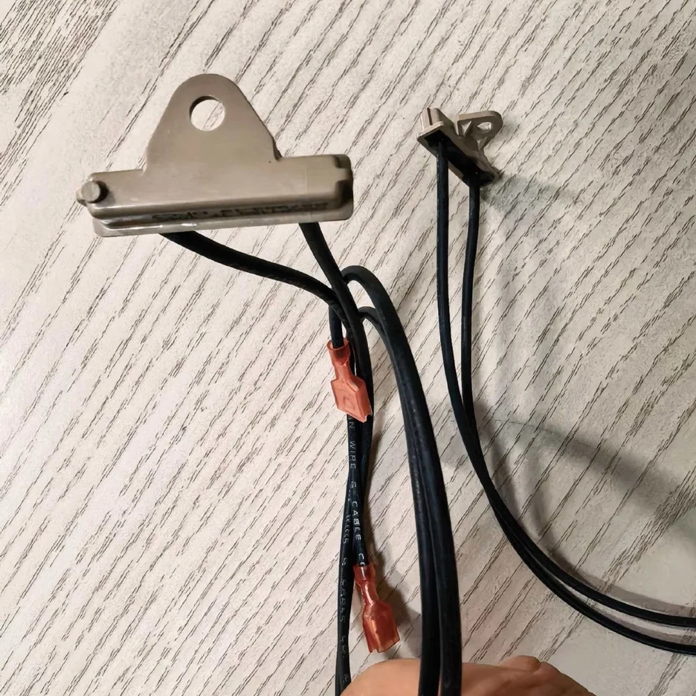 B57953-19 High Temp Thermal Fuse 104C 128C for CE and For SGS Compliance Glass Filled Polyphenylene Sulfide Connector