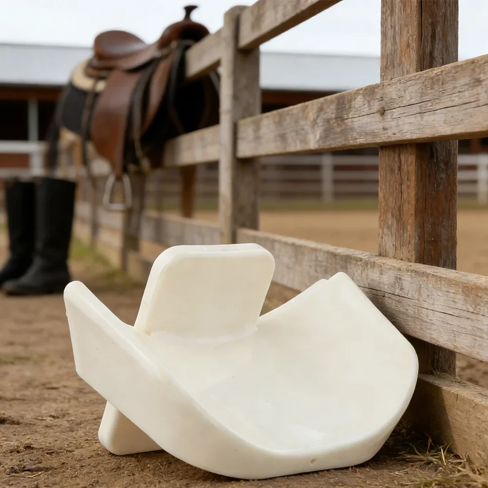 Training And Competition Horse Jumping Holder Horse Jumping Cup Holder Bracket Standard Size Compatibility ABS Plastic Material