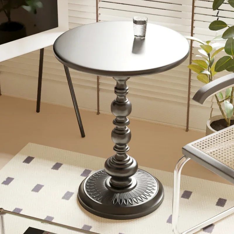Retro Metal Tea Table Living Room Furniture Balcony Waterproof and Oil Proof Small Round Desk Simplicity Coffee Tables