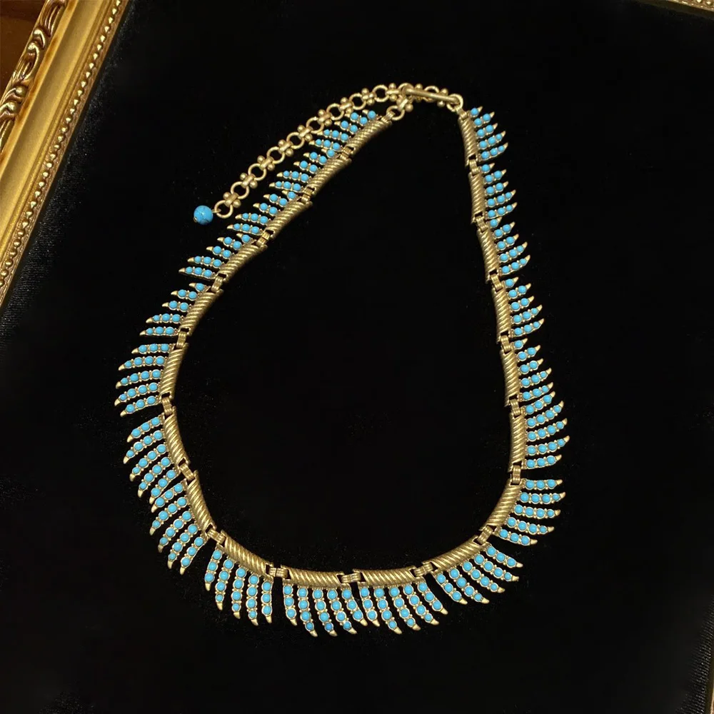 

Medium copper plated 18K vintage gold with blue turquoise necklace for women jewlry whosale