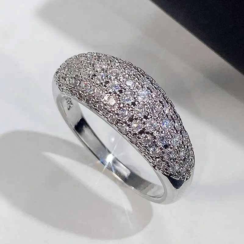 Huitan Vielseitiger Damenring mit geometrischem Design, voll funkelnd, mit CZ, für Hochzeit, Party, trendige Luxus-Damenaccessoires, täglicher schicker Schmuck