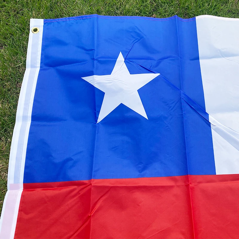 Aerlxemrbrae flag 90*150cm Chile Flag 100% Polyester Banner with 2 Grommets for Hanging