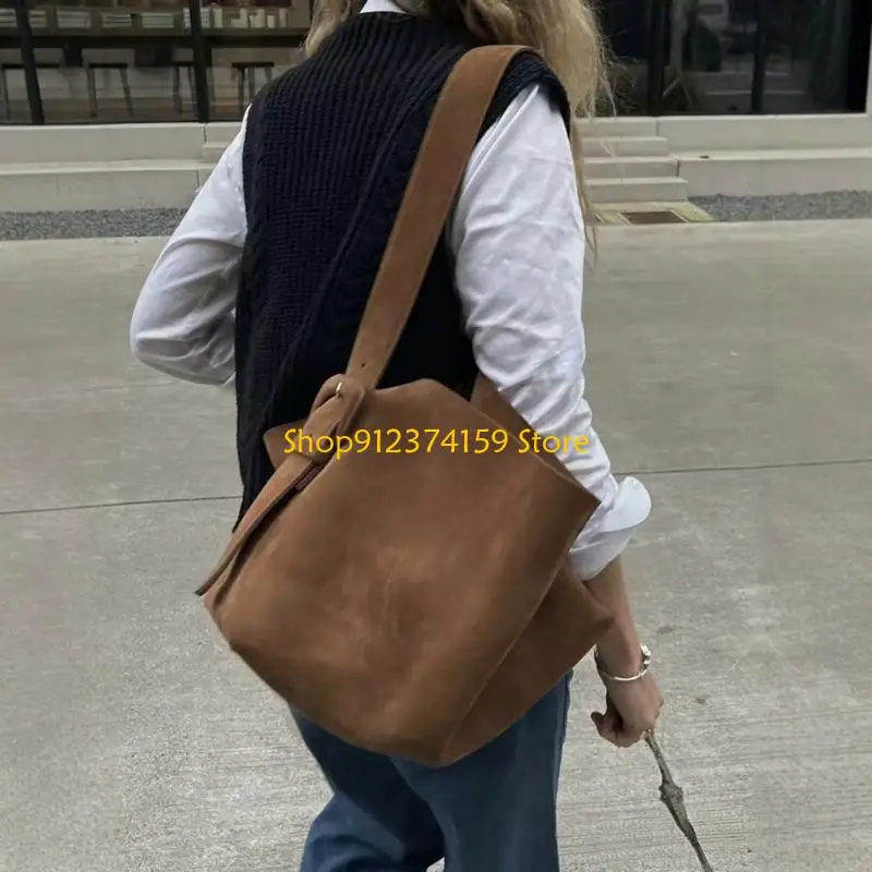 G5AE Practical Brown Bucket Bag With Ample Space Shoulder Bags For Your Essential