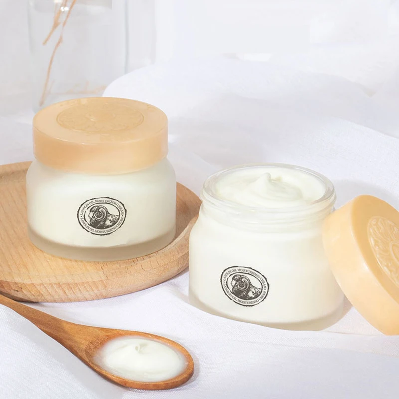 

LAIKOU Sheep Oil Moisturizing Cream Face Cream Facial Moisturizer Lanolin Skin Nourishing Brightening Body Cream 90g