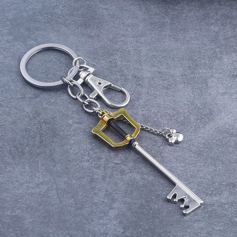 20Pcs/Lot Kingdom Hearts Sora Key Keyblade Keychain Crown Hraet Metal Pendant Keyring For Men Car Key Holder Game Wholesale