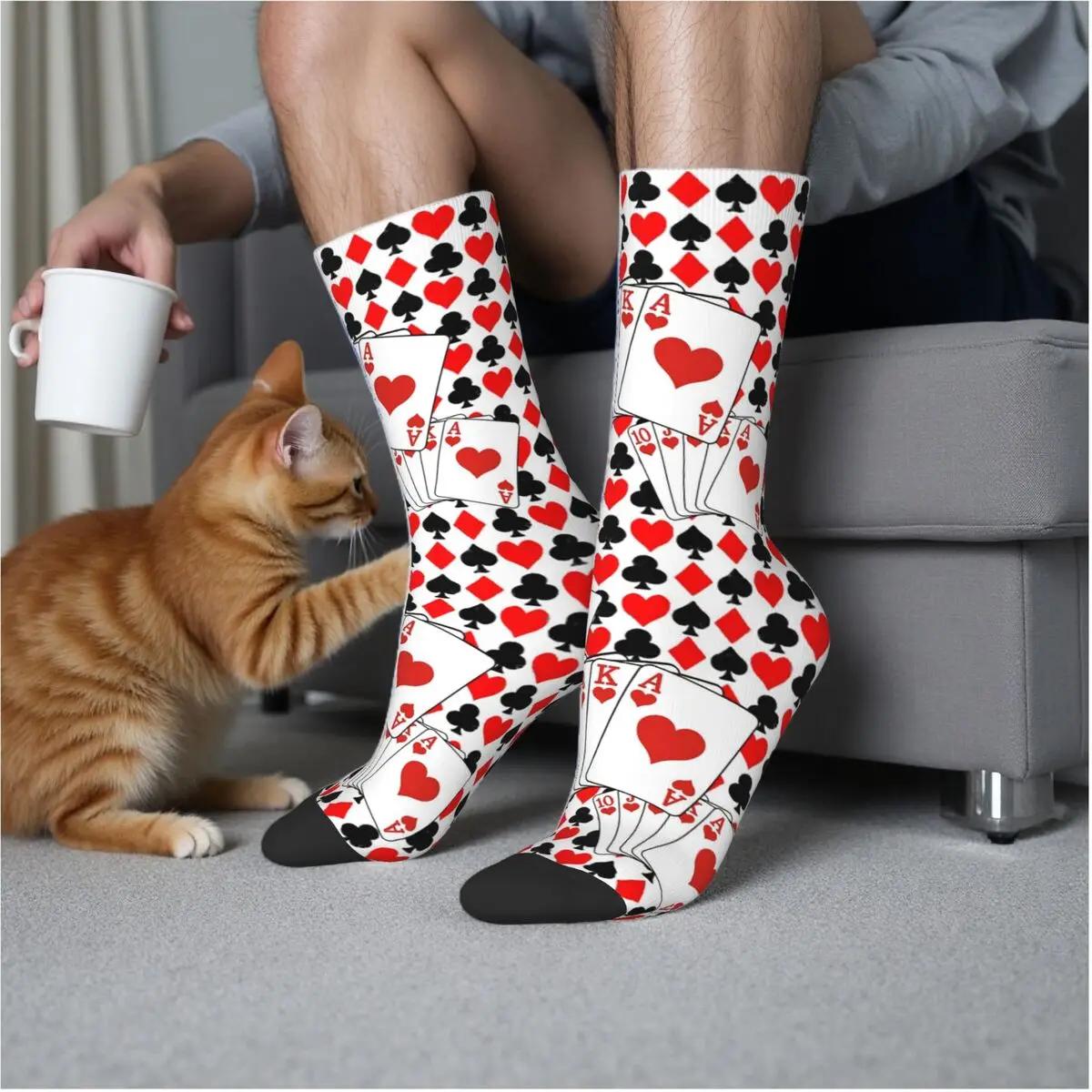 

Ночи казино, красные носки Queen Of Hearts, чулки высокого качества в стиле Харадзюку, всесезонные длинные носки, аксессуары для подарков унисекс
