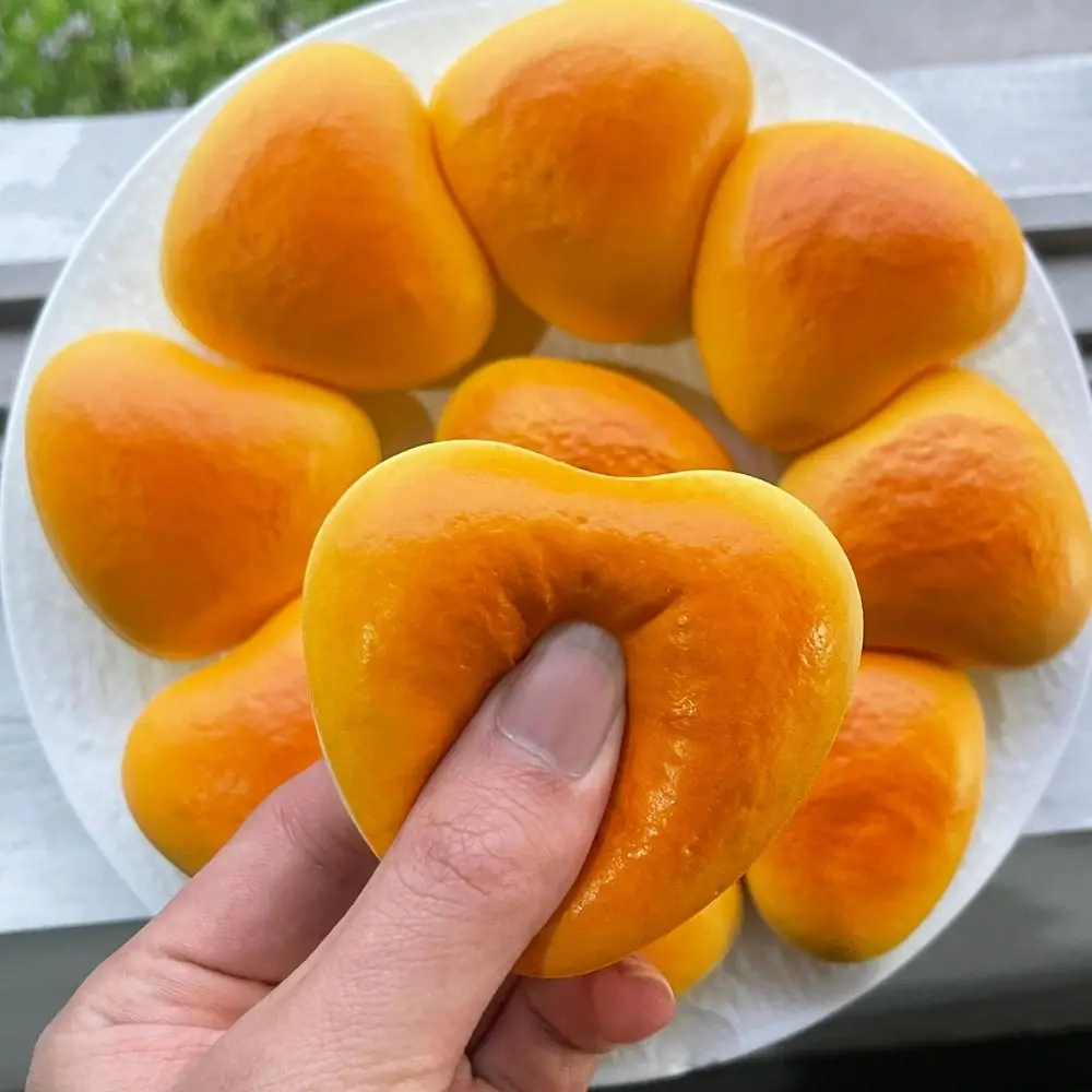 Cute Slow Rebound Cheese Cake Squeeze Kneading Pinch Bread Squeeze Soft PU Sensory Fidget Tricky