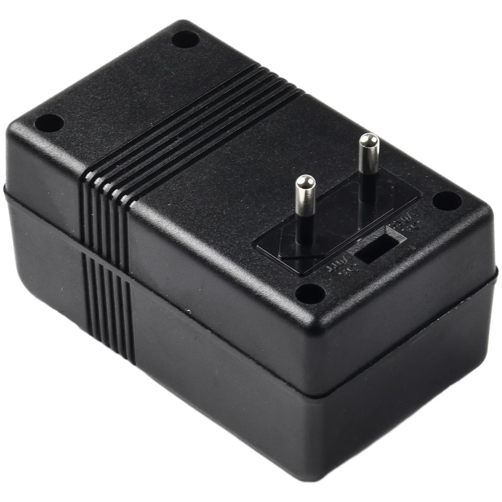 1PC Voltage Converter Step Down Transformer Travel Adapter 220V To 110V Voltage Converter 50/100W Power Transformers Protection