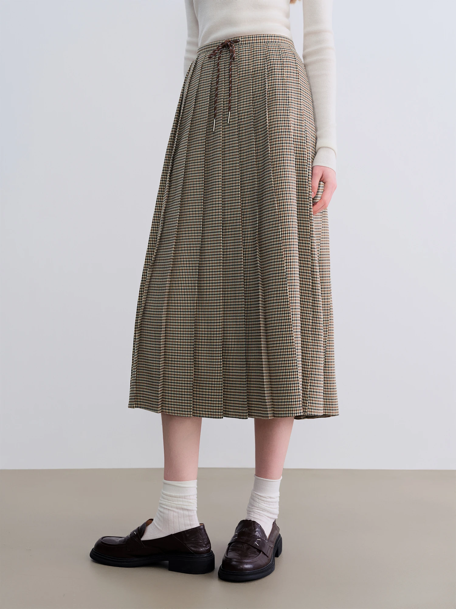 ZIQIAO Houndstooth Pleated Skirt Women's 2025 Autumn New Style College Style Pattern Versatile Casual Mid-length Skirt 25ZQ93064