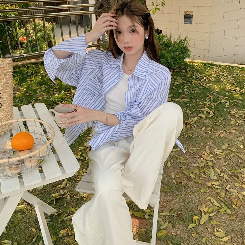 

Chic Korean Style Loose Fit Long Sleeve Striped Shirt Women's Design Sensation Casual Fashionable Top Sun Protection