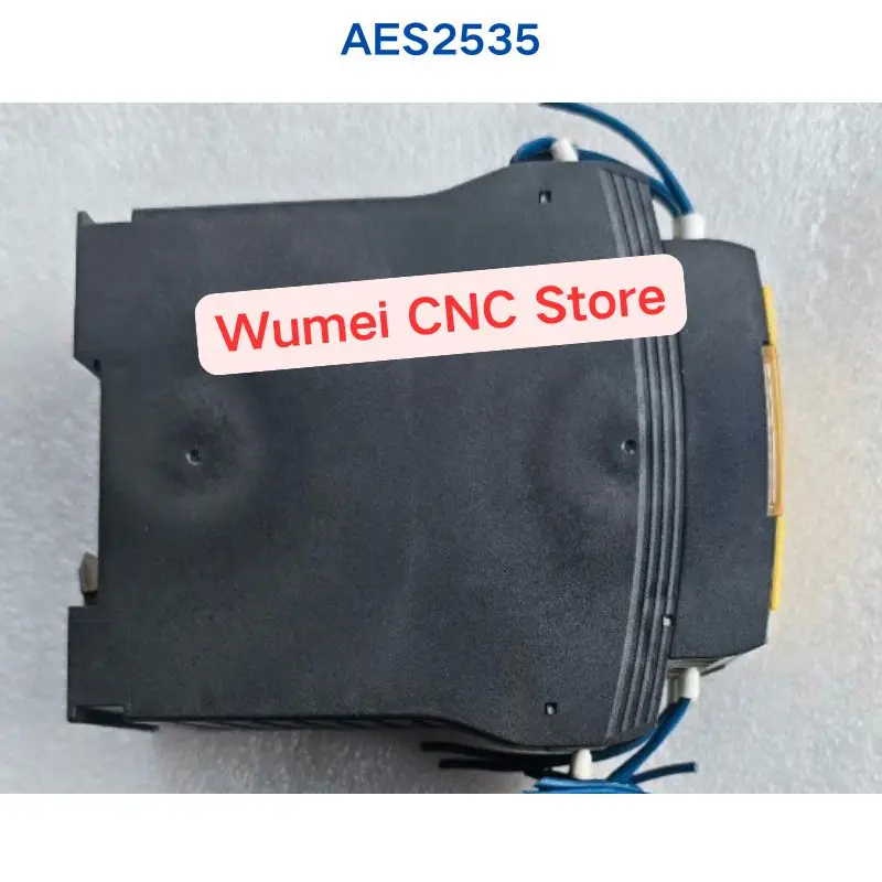 Second-hand test OK safety relay AES2535/AES2535 1 piece