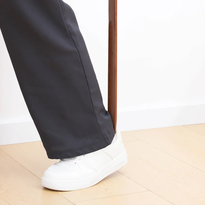 Picture 6: Premium Beech Wood Magnetic Shoe Horn 55cm - Luxury Design, Magnetic Adsorption, Ideal for Elderly, Pregnant, Home Use