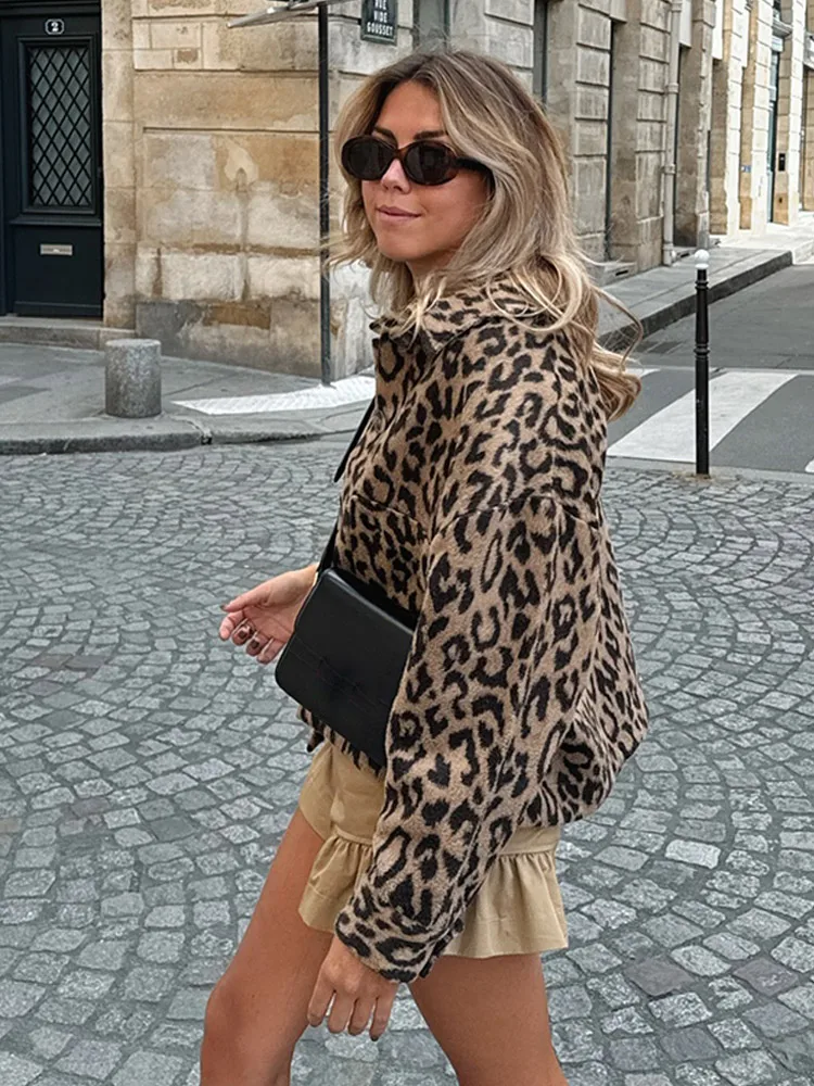 Casual Lapel Leopard Printed Blazer Woman Trend 2024 Fashion Long Sleeve Pockets Oversized Coat Female High Street Outerwear New