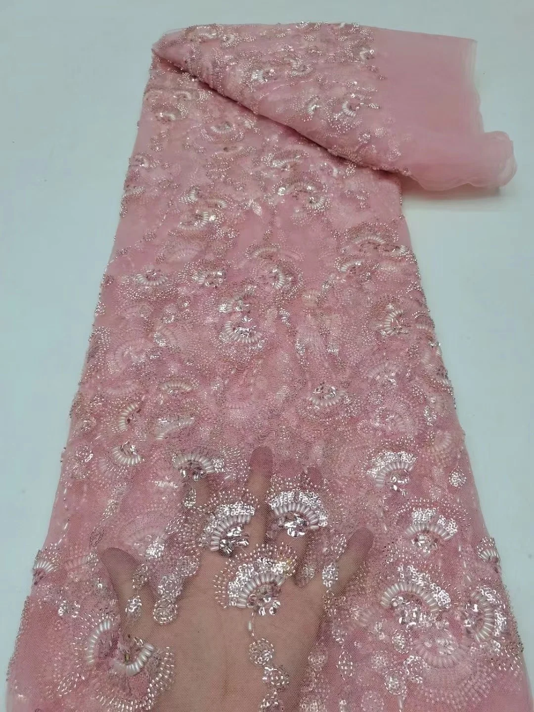 

Luxury African Sequins Lace Fabric Pink High Quality French Nigerian Beaded Tulle Lace Fabrics 5 Yards For Wedding Party Dress