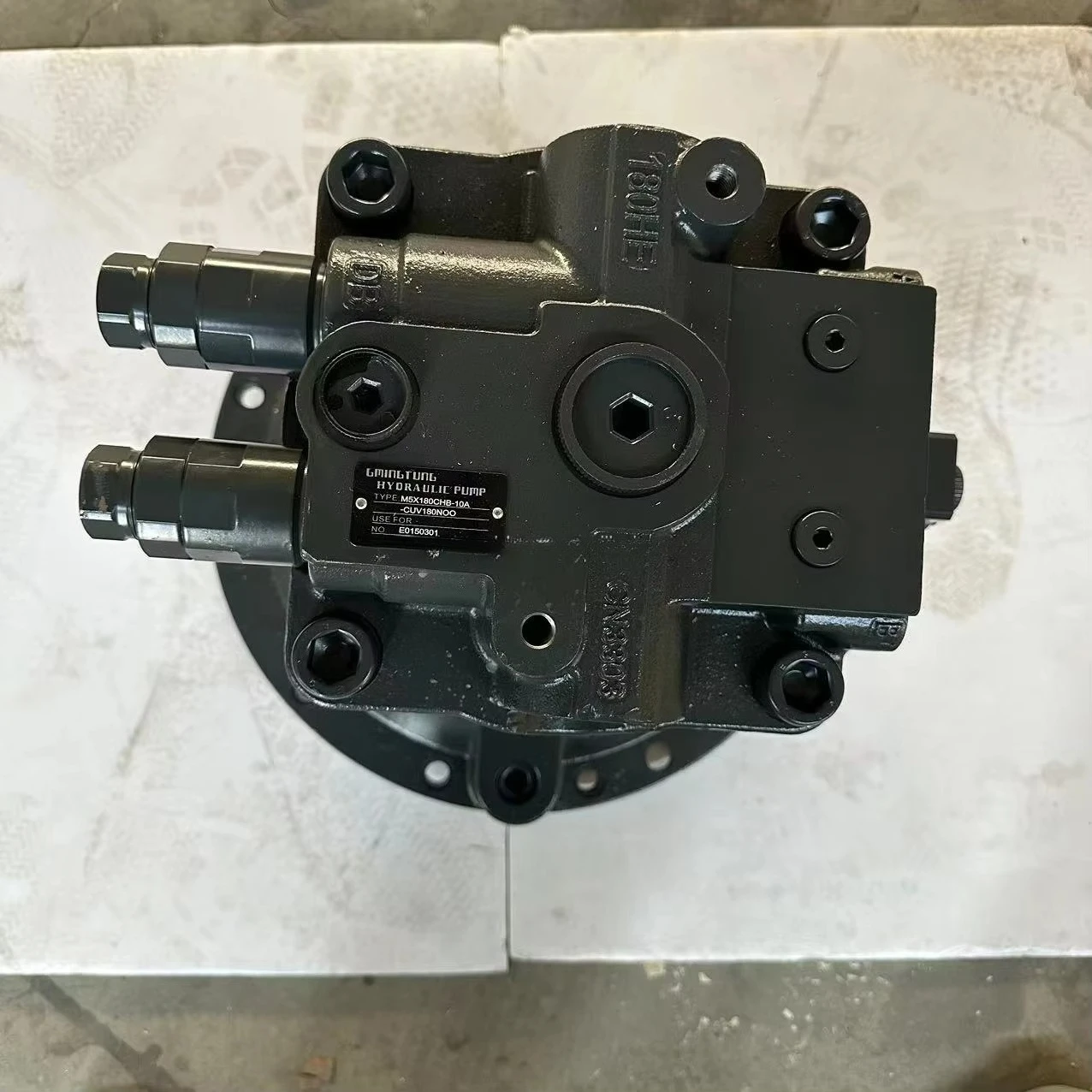 Hydraulic Pump Swing Device Main M5X180CHB-10A-53A 225-169-D1 for Main