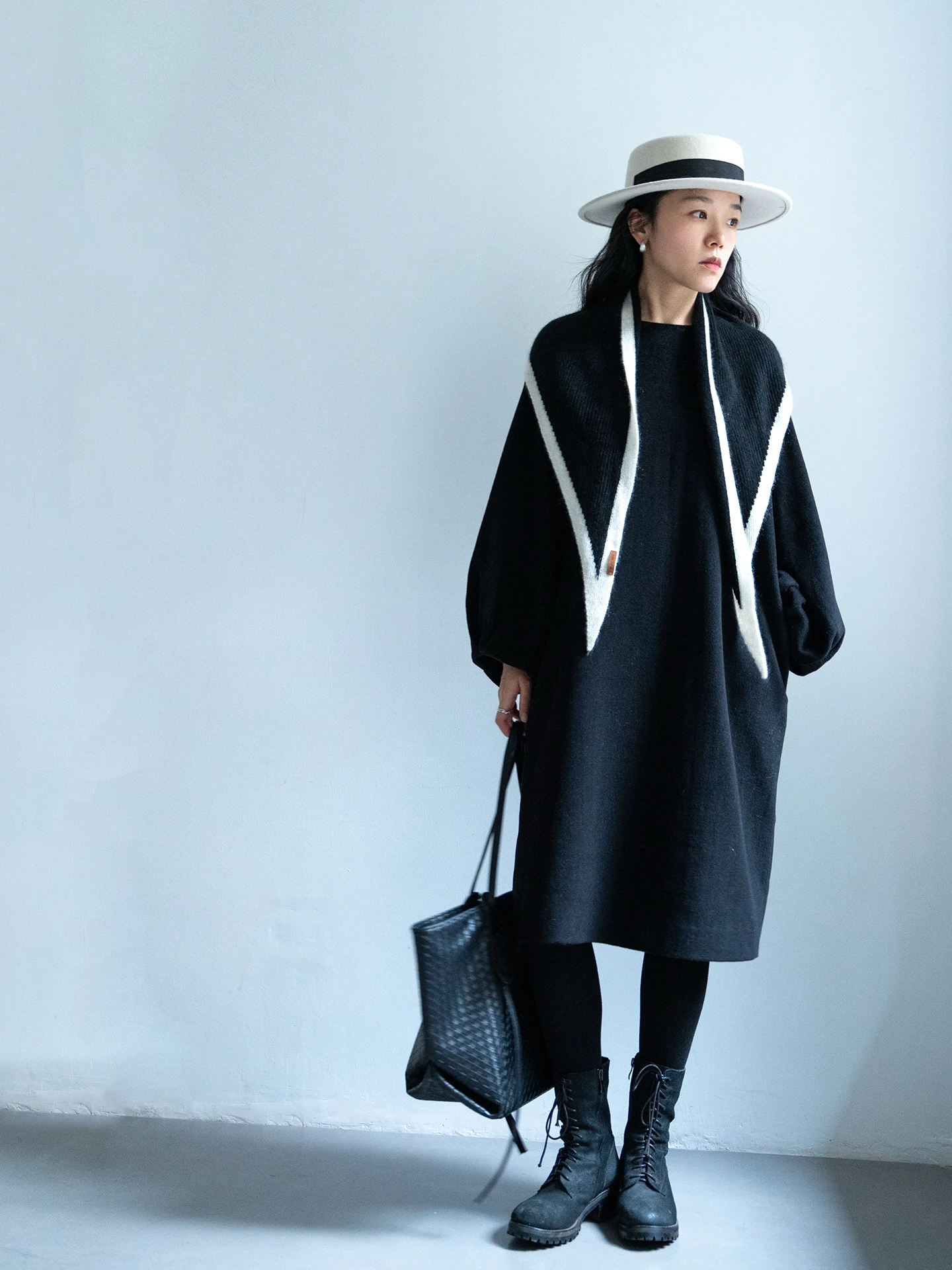 

Оригинальное осенне-зимнее легкое тонкое шерстяное платье с длинным рукавом для женщин, свободного кроя, в стиле lazy, стройнящее, повседневное, H-образного силуэта