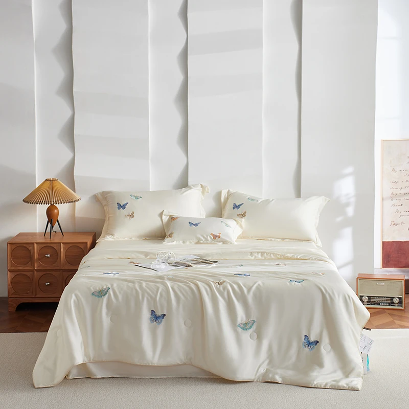 Lyocell Cooling Fabric 4cs Bedding Set Chic Butterfly Embroidery Includes Flat Sheet Pillowcases Lightweight Summer Quilt