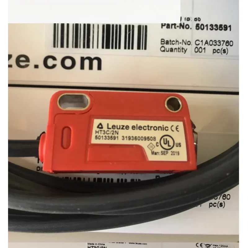 

New original LEUZE photoelectric switch HT3C/2N HT3C/4P HT3CL1/4P HT3CL2/2N