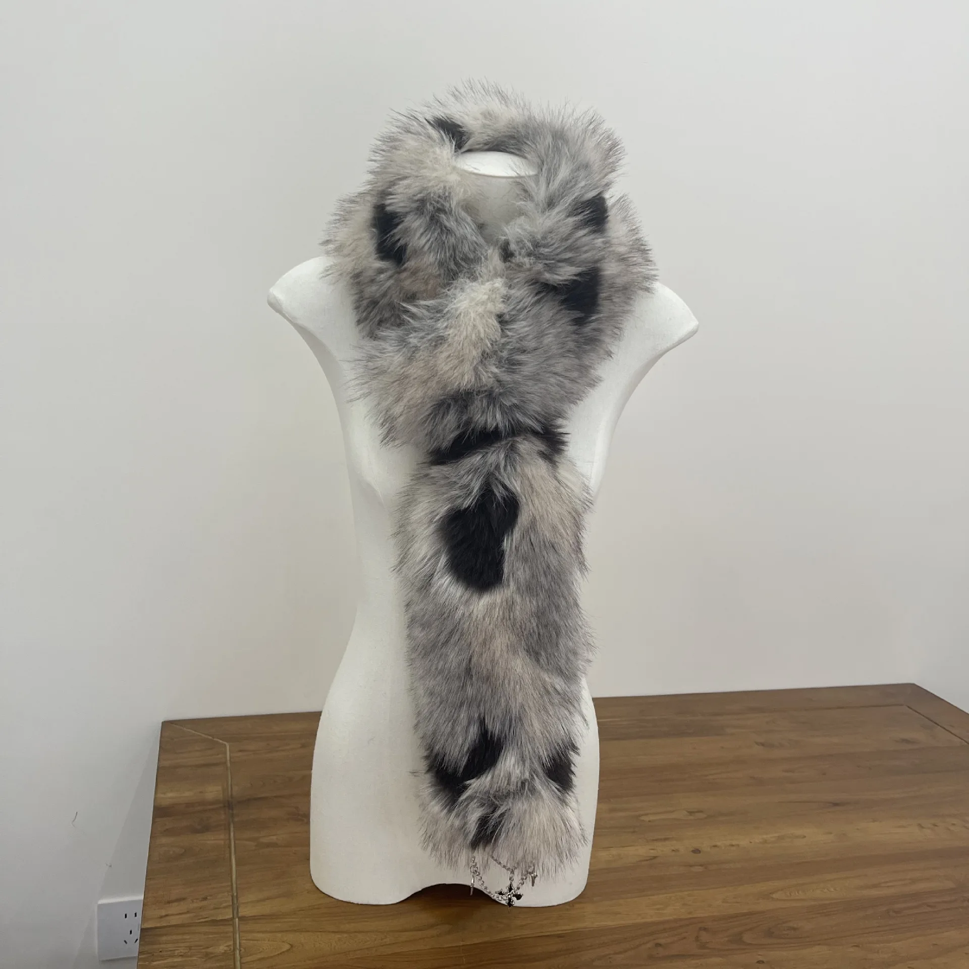 Winter Women Warm Faux Fur Long Scarf Thickened Cross Double Sided Cross Pendant Scarf Outdoor Skiing Scarf New Year Gift