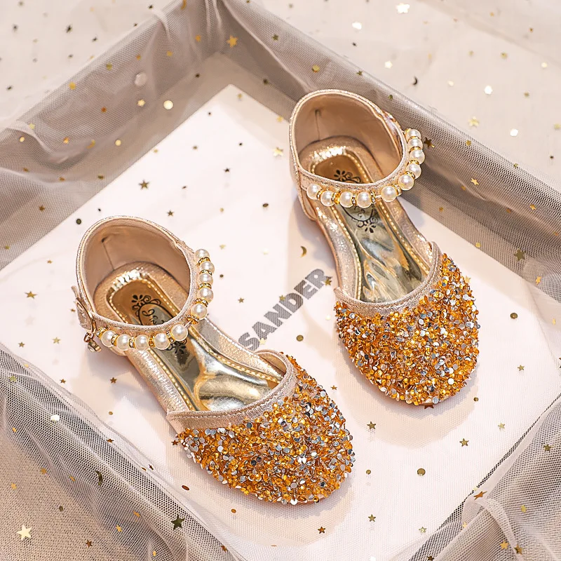 

Summer Kids Closed-Toe Crystal Beach Shoe Girl Glitter Soft-Soled Princess Shoe Hollow-Out Casual Sandal Children Buckle Sandals