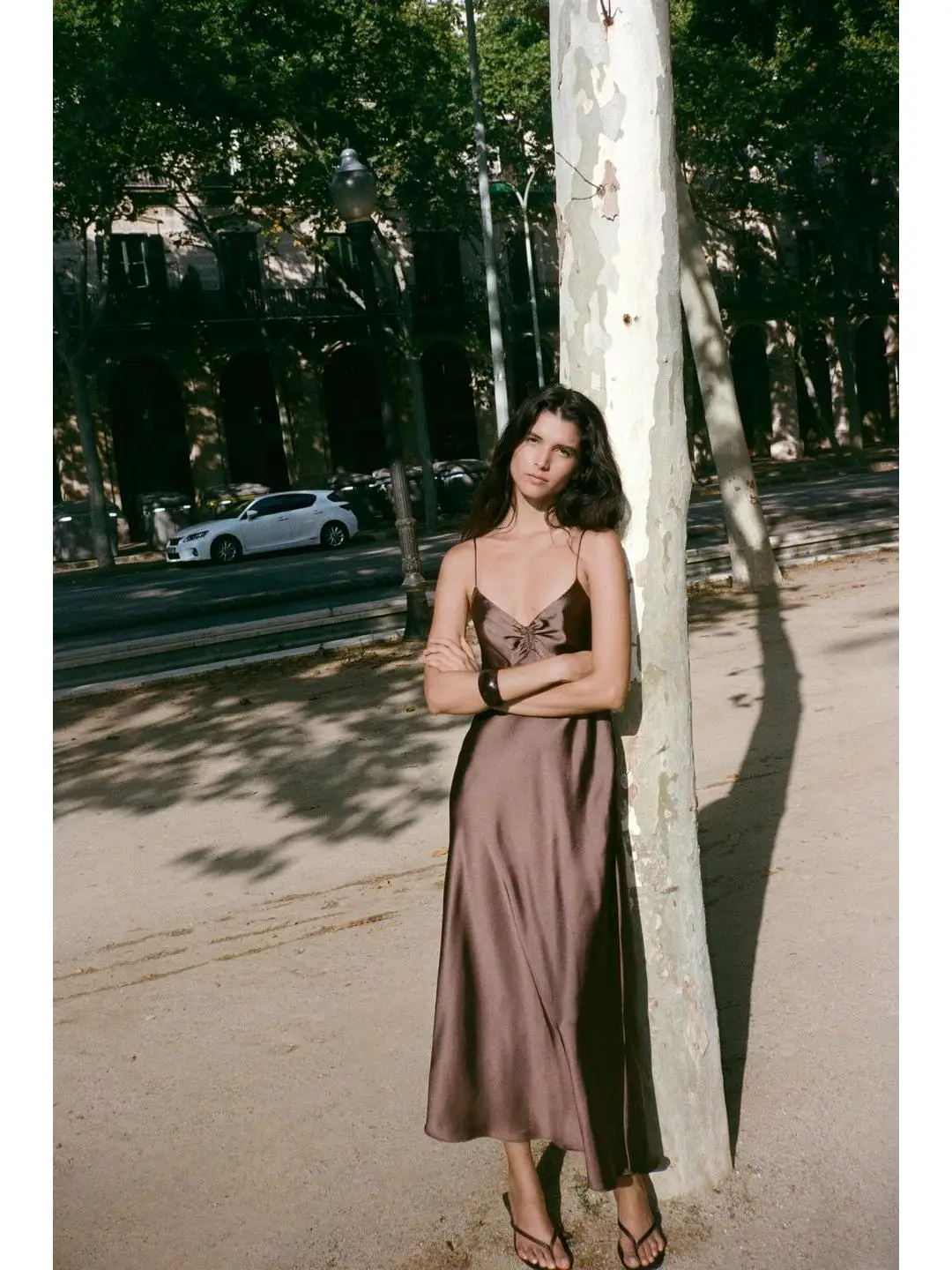 Ele Silk Satin Midi Dr مع أشرطة قابلة للتعديل و25 تفاصيل مطوية Ciwalk مناسبة على شكل حرف A صورة ظلية V-Ne Zipper...
