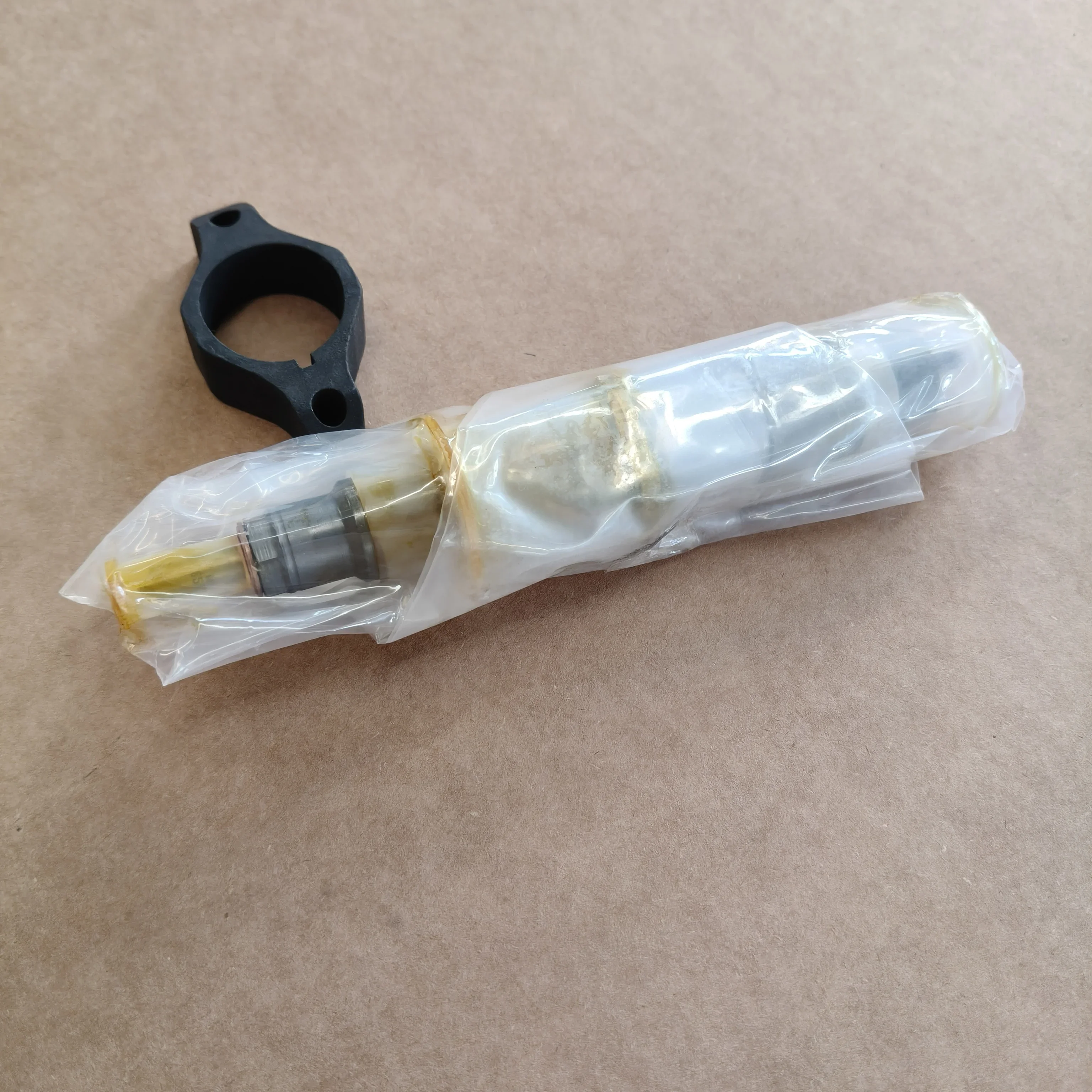 6754-11-3011 Genuine Excavator Engine Parts Injector Assembly  for PC200-8 WA320-6
