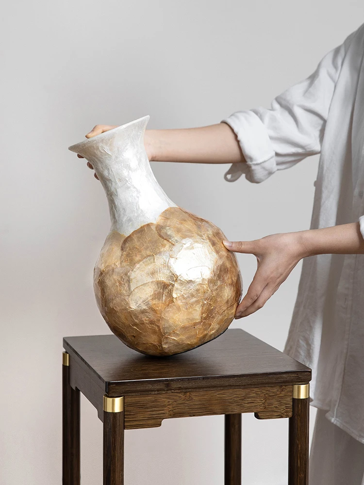 Luxury Natural Mother of Pearl Inlaid Ceramic Vase Modern Gold Flower Vase for Home Living Room Decor Elegant Table Centerpiece