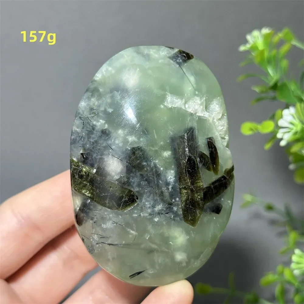 Natural Green Grape Tourmaline Agate Palm Play Mineral Quartz Meditation Witchcraft Treatment Energy Collection Home Decoration