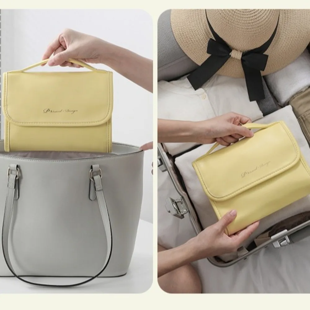 

Large Capacity Travel Cosmetic Bag Waterproof Foldable Make Up Bag With Handle PU Leather Foldable Toiletry Bag Travel Use