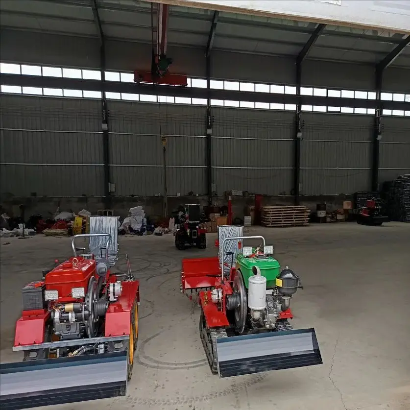 

Small Remote-controlled Tracked Cultivator, Tracked Agricultural Equipment, Tracked Tractor, Sowing and Rotary Tillage