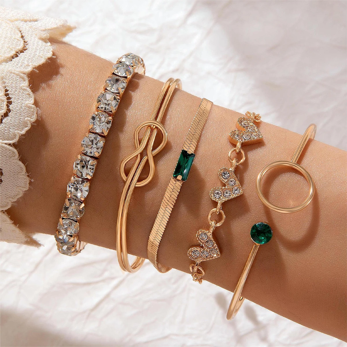 Harong 4PCS/5PCS Exquisite Butterfly Flower Snake Bracelet Popular Green Zircon Crystal Heart Hand Jewelry Gifts for Women