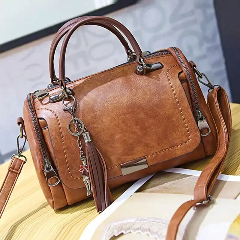 Torebka z frędzlami, damska torba na ramię o dużej pojemności, modna torba crossbody na zamek błyskawiczny z odpinanym paskiem