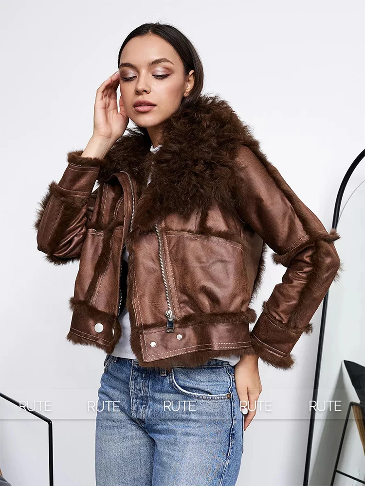 fur coat women winter 2024 Sheepskin Fabric Sheepskin O-Neck Rabbit fur lining Short jacket Fashionable luxury Women's clothing