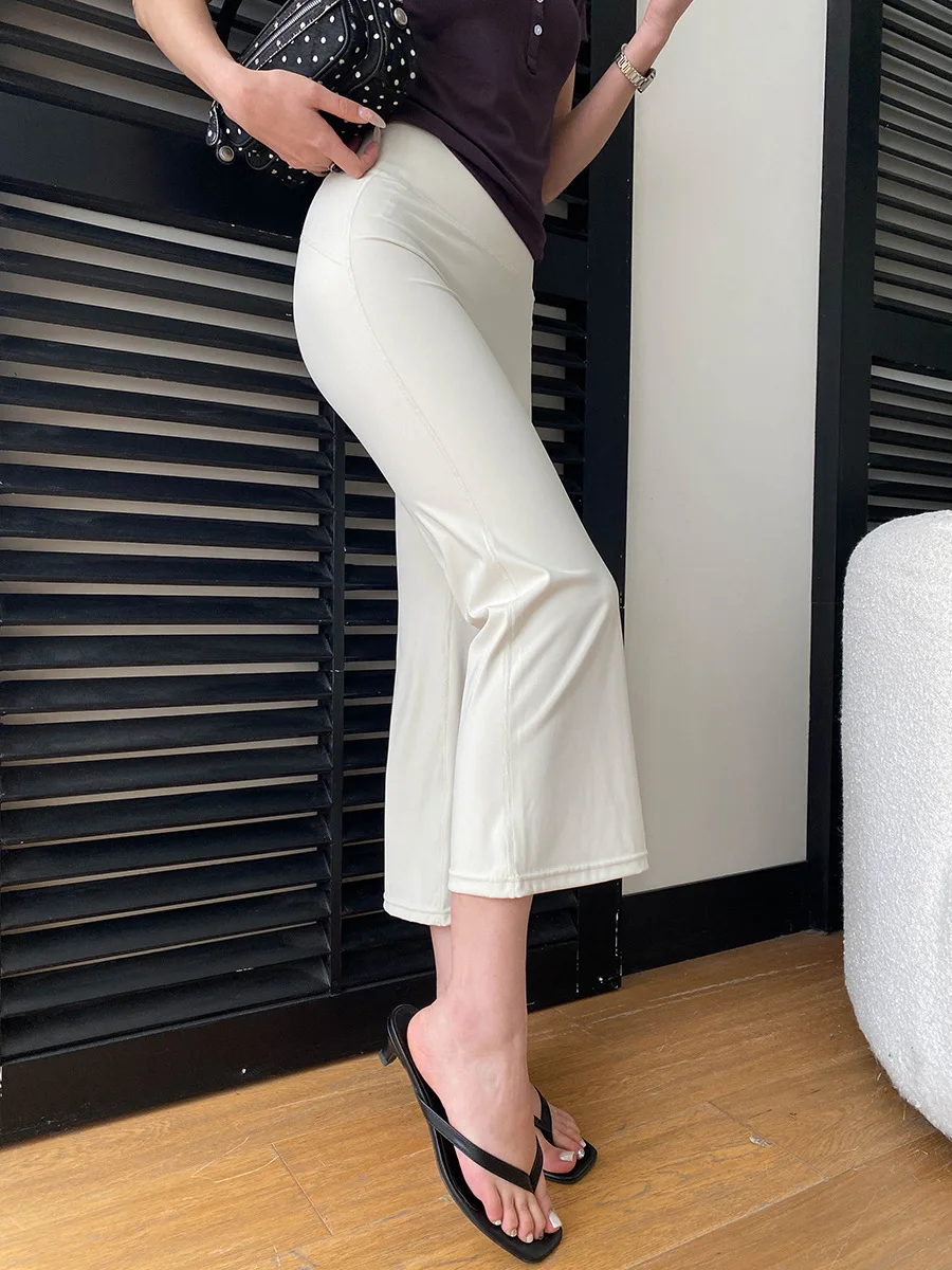 Sommerliche Damen-Yogahose in Uni-Farbe mit hoher Taille, Po-Lifting-Effekt, schmaler Passform, Bambusfaser-Beinen und leicht ausgestelltem Schnitt – Detail 9