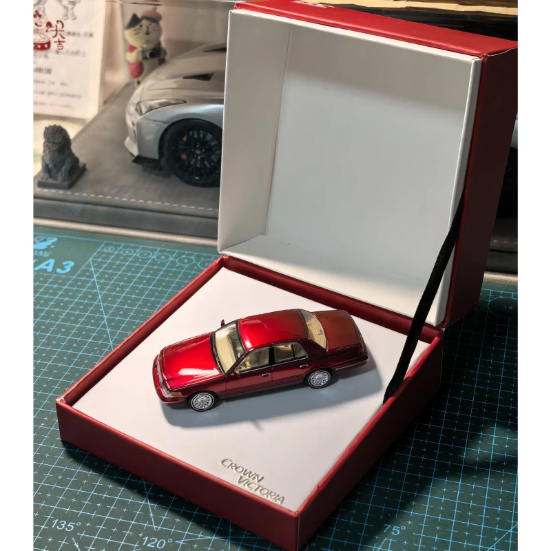 دييكاست 1/64 مقياس فورد كراون فيكتوريا 2024 Hec طبعة محدودة نموذج سيارة سبيكة فورد كراون فيكتوريا بلاي مجموعة المركبات