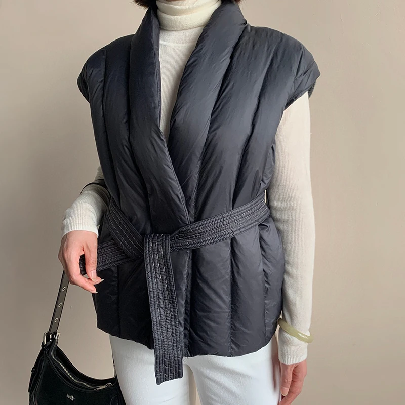 

Autumn Winter Knitted Splicing Down Vest Women White Duck Down V Neck Sleeveless Vest Female Warm Lace Up Quilted Waistcoat Coat