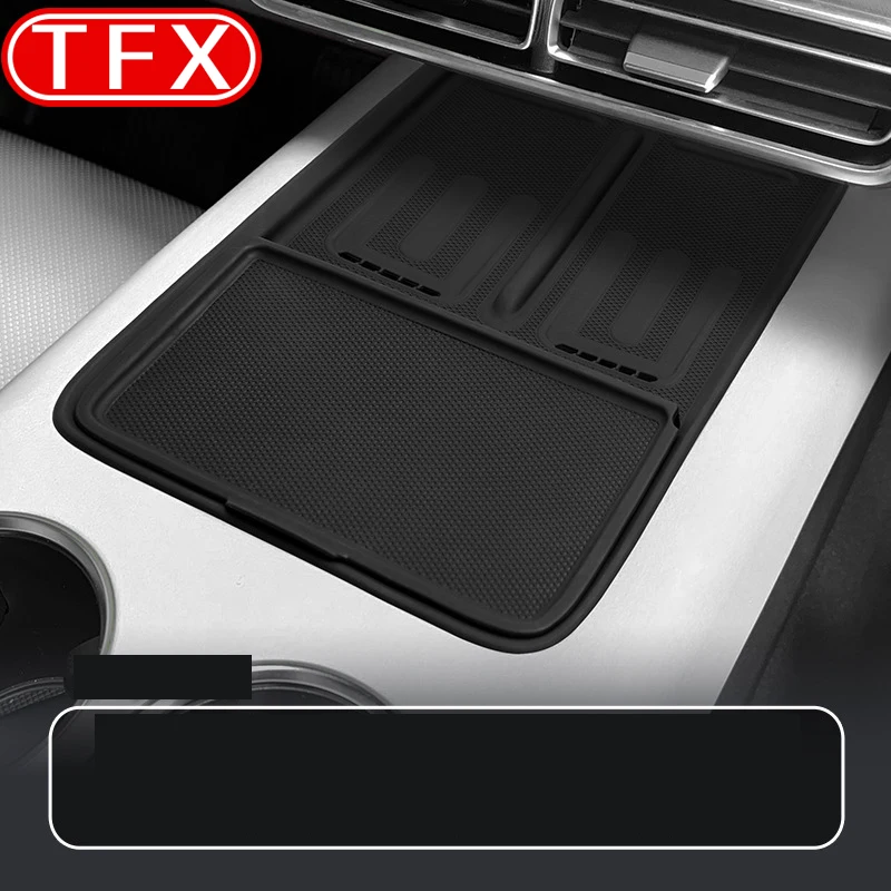 

For Li Lixiang L6 L7 L8 L9 Car Central Control Wireless Charging Silicone Pad Central Storage Dustproof Mat Auto Acccessories