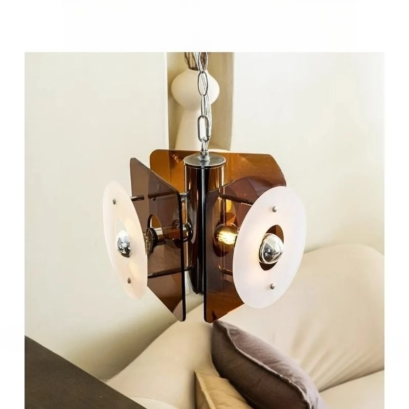 

Designer restaurant chandelier, brown three-headed Nordic bedroom acrylic lamp