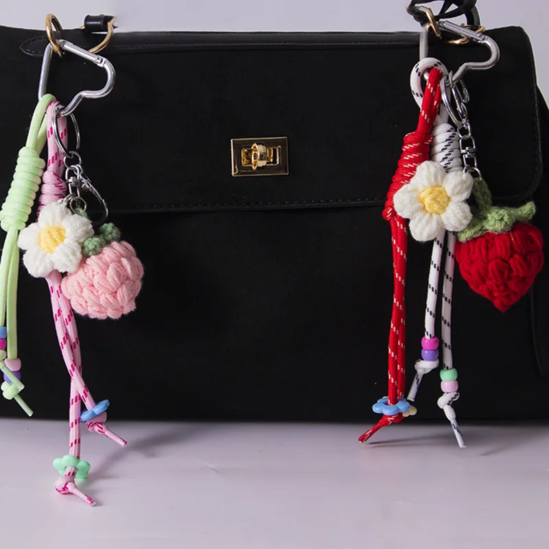 

Новая шерстяная вязаная сумка с клубникой, кулон, милая кукла, брелок для ключей, сумка для беспокойства, аксессуары, подвеска, модные аксессуары для багажа
